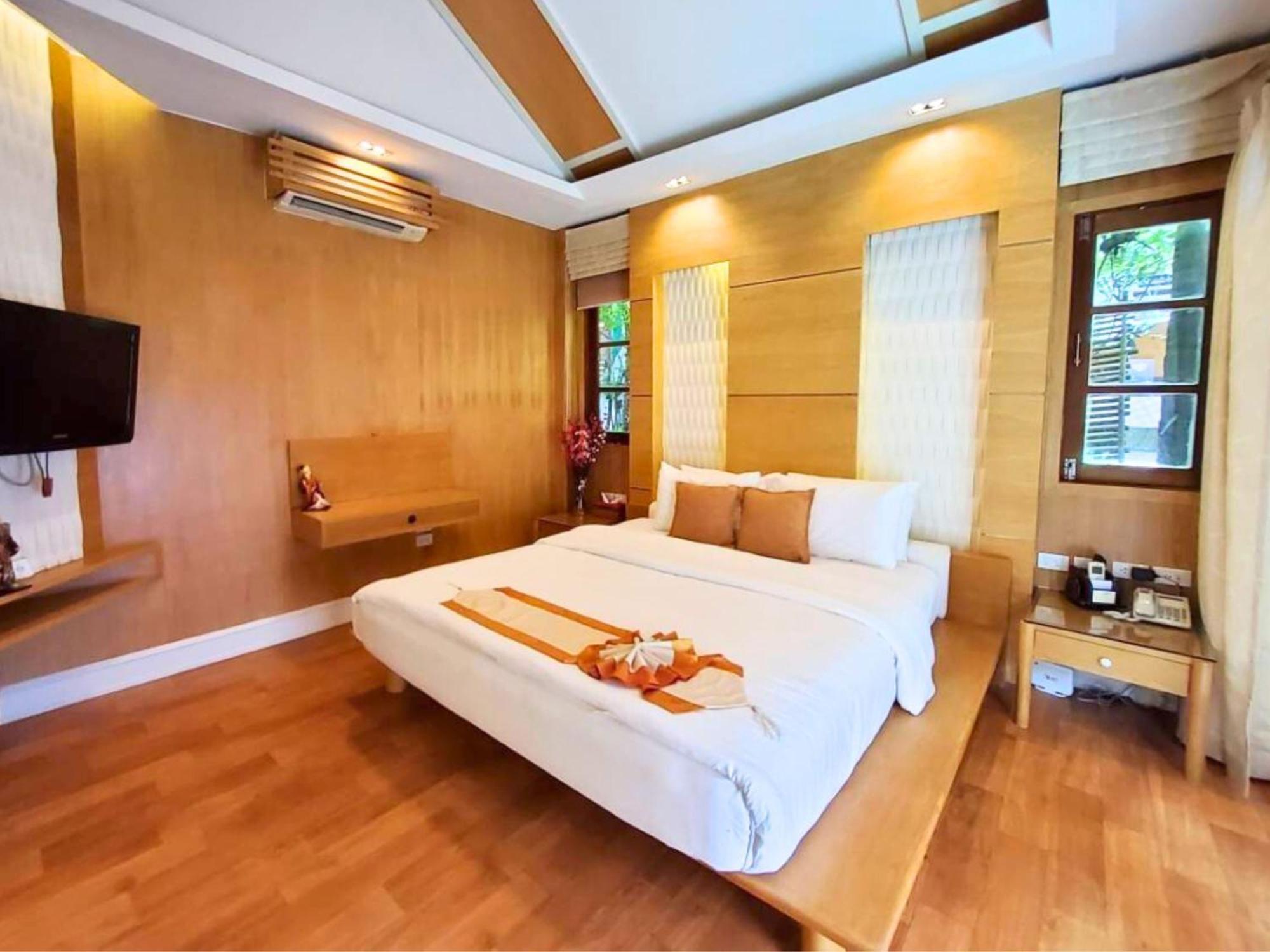 Vartika Resovilla Kuiburi Beach Resort And Villas Kui Buri Exterior photo